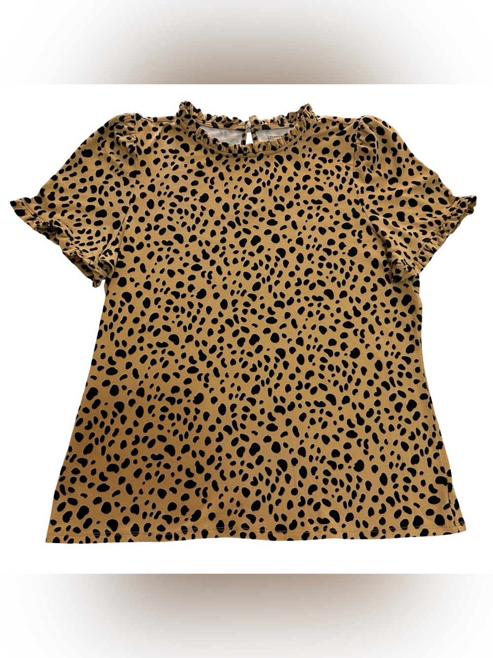 Size 1 Crown & Ivy Tan and Black Leopard Print Short Sleeve Top